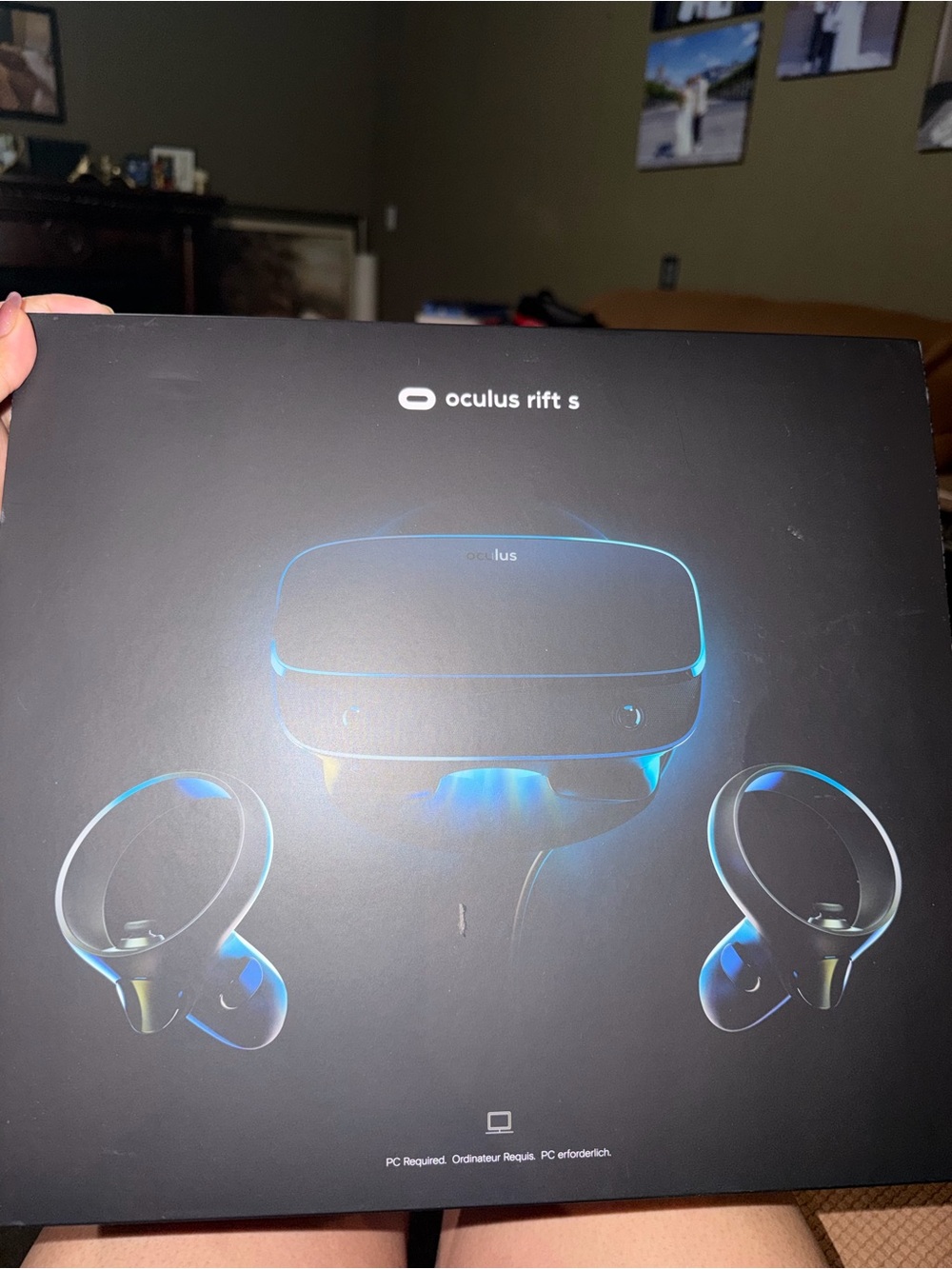 Oculus Rift S VR Headset and 4 Touch Controllers - Black